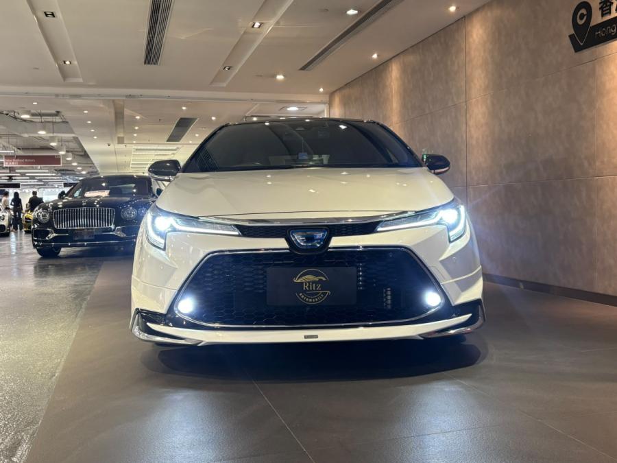 Corolla Touring Hybrid WXB Modellista - Image 2
